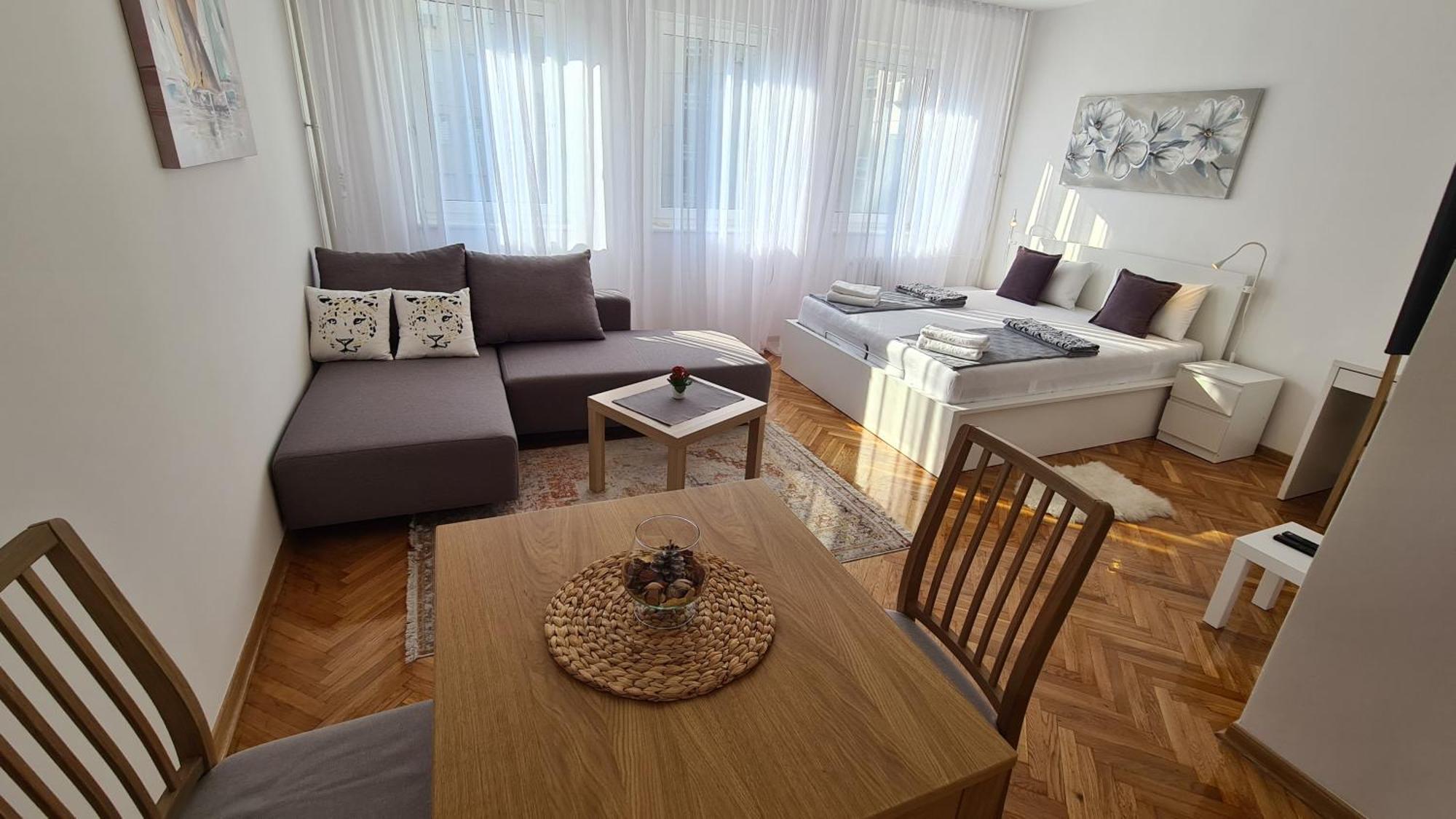 All In One Studio Beograd Bagian luar foto